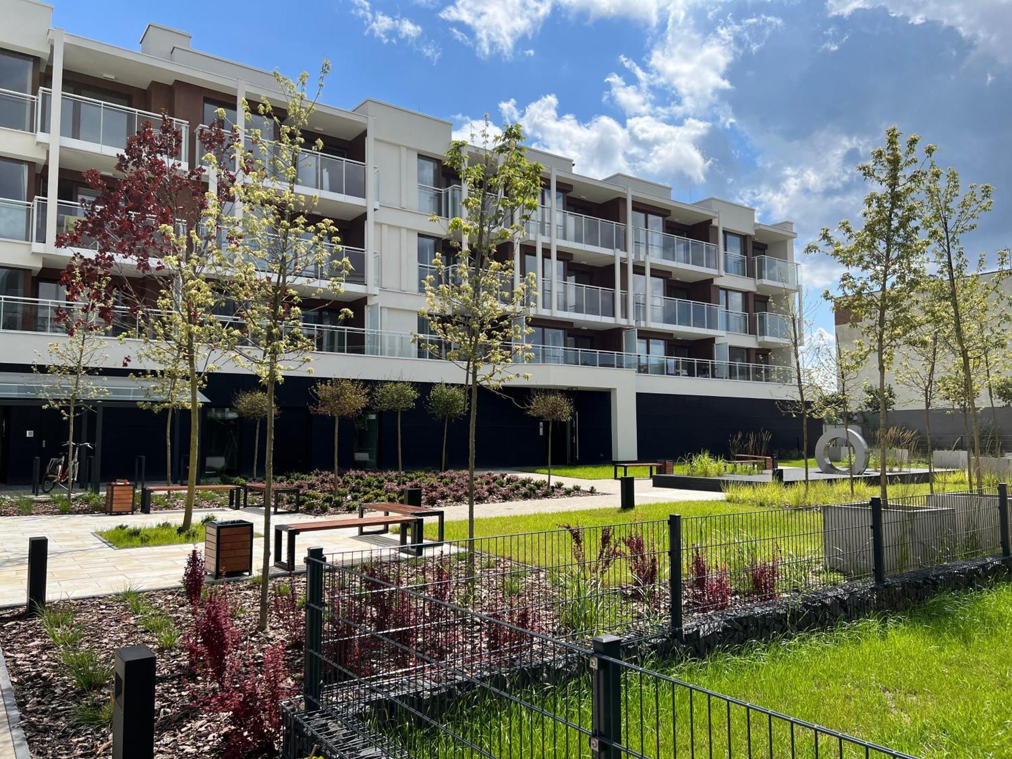 Apartament Spot Klonowa キェルツェ エクステリア 写真