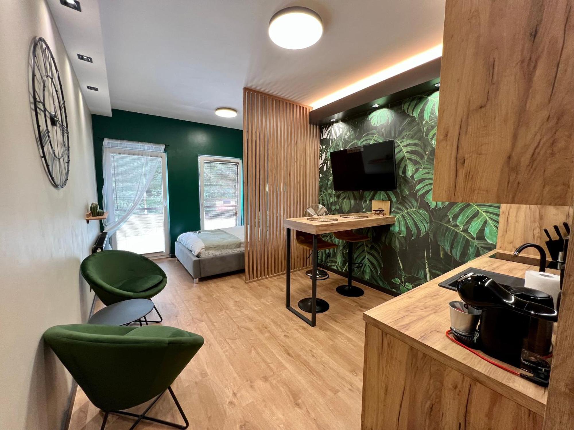 Apartament Spot Klonowa キェルツェ エクステリア 写真